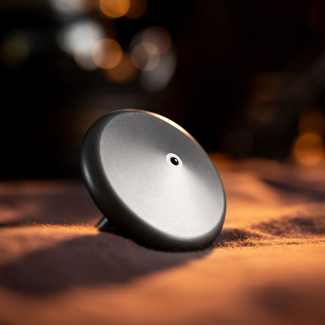 Titaner Zephyra: A Titanium Ritual for Quiet Moments