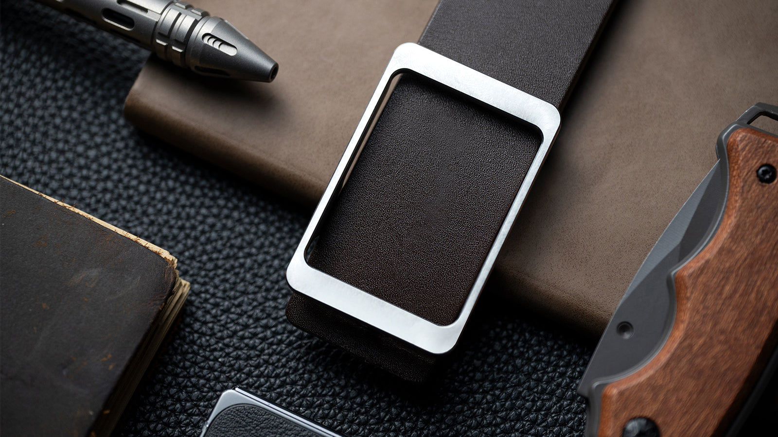 Titaner TiZero: World's Lightest 11.6g Titanium Buckle