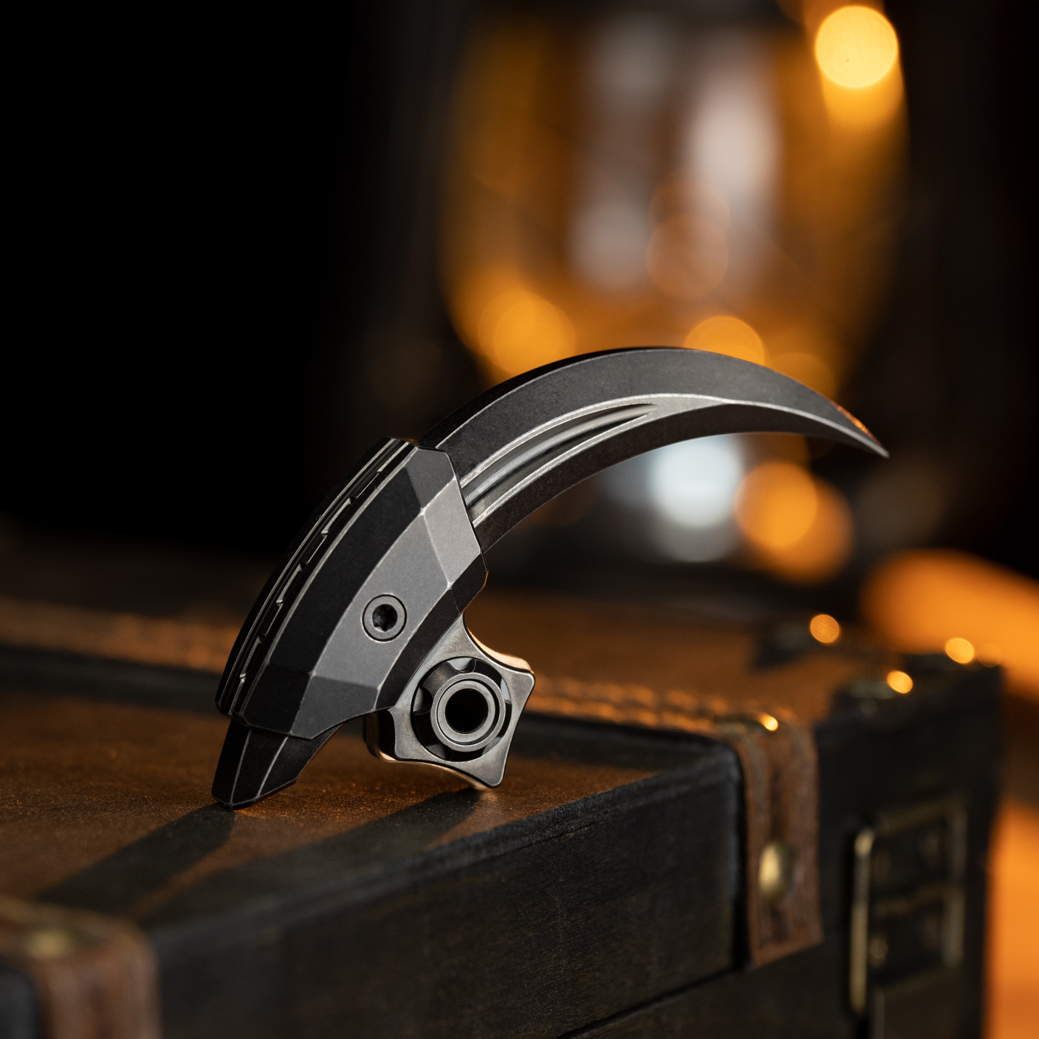 Titanium Tacticl Raptor Claw