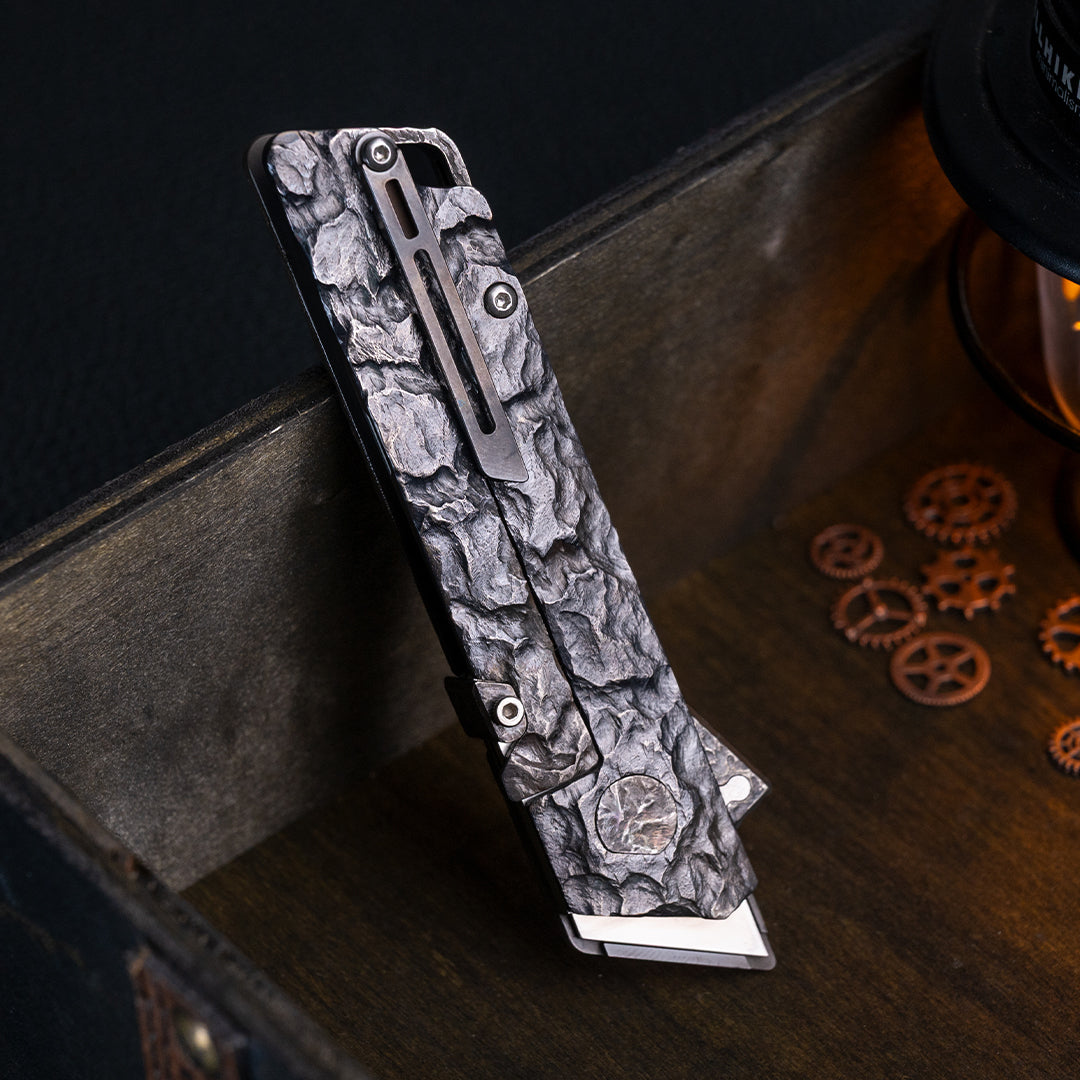 Stone-Sculpted Raven Titanium Utility Folding knife(Limited 30 pcs)