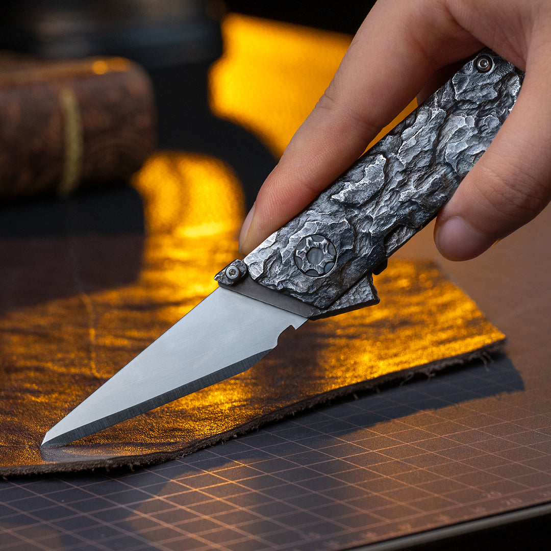 Stone-Sculpted Raven Titanium Utility Folding knife(Limited 30 pcs)
