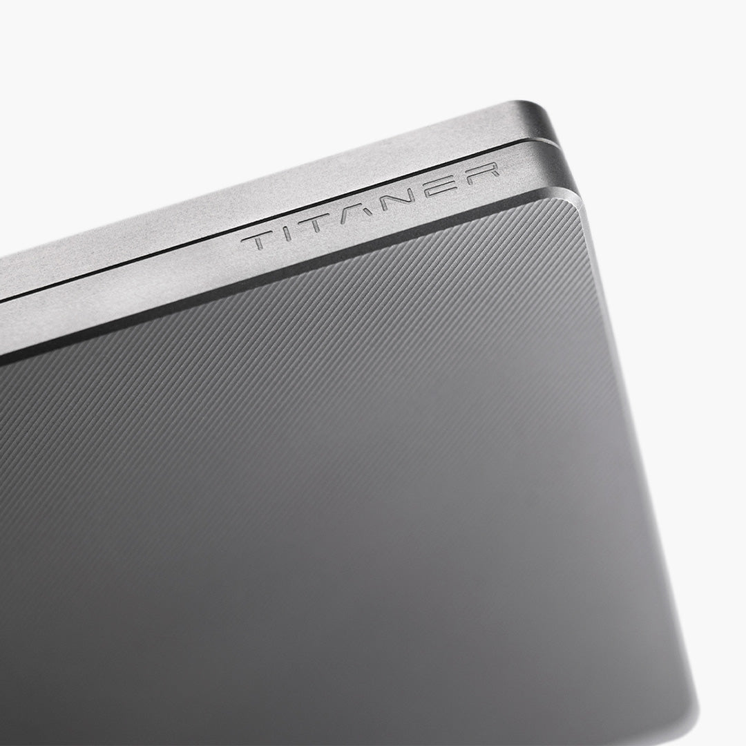 Titaner Verso: Titanium MagSafe Wallet, More Than Just Thin