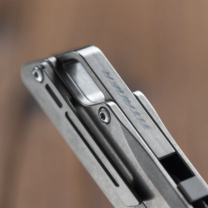 Das Raven Titanium Utility Klappmesser 
