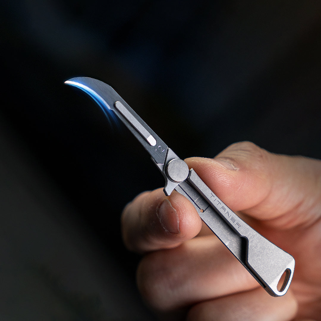 Tiflex: a Mini Titanium Folding Knife of Super Sharpness