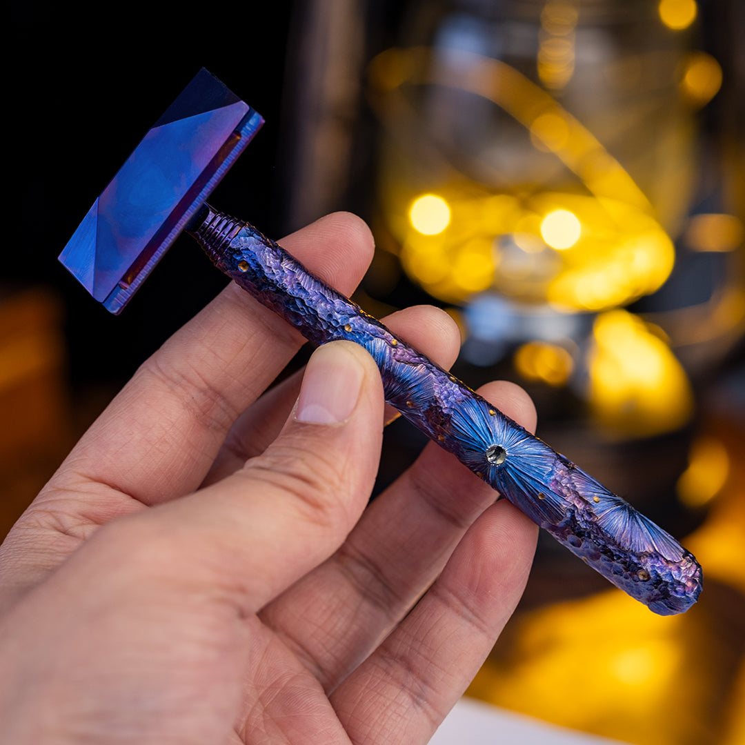 Hand-Carved TiGlide S1: Unparalleled Single-edge Titanium Razor